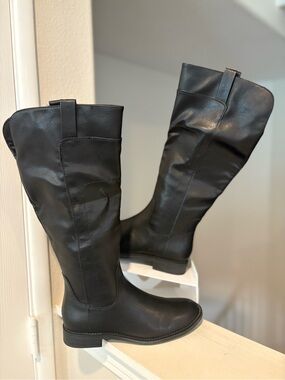 Frye and Co. Womens Giovanna Black Boots Size 8.5M NEW